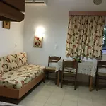 Apartament Eirini Pefki