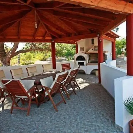 Eirini Apartment *