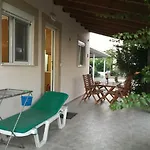 Eirini Apartamento *