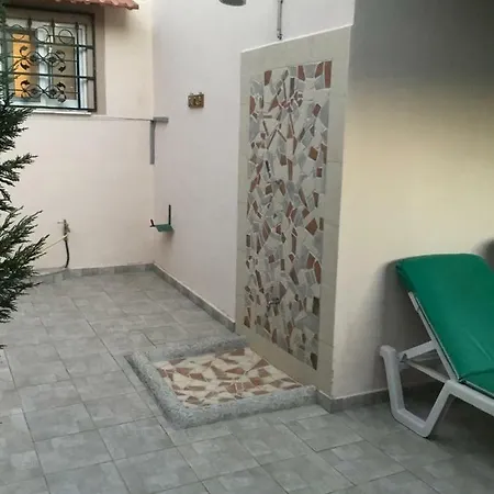 דירה Eirini